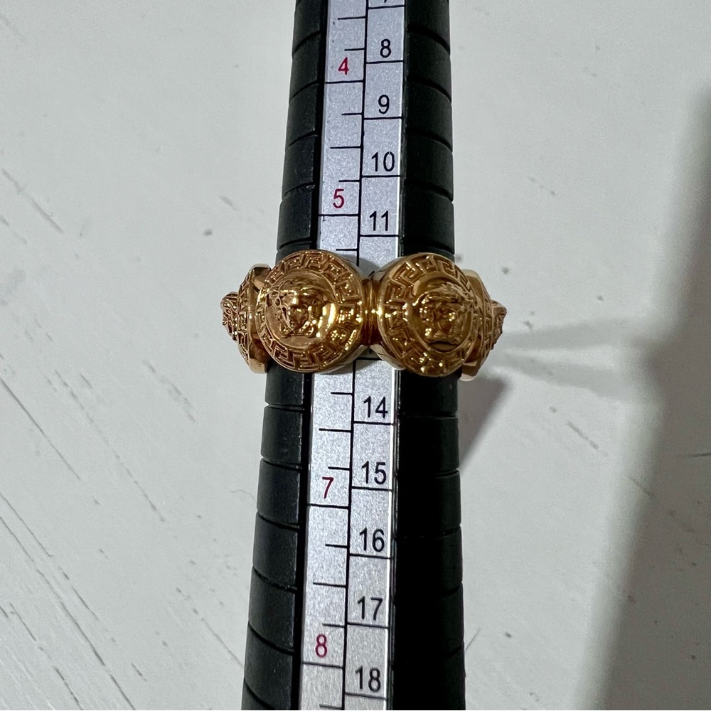 Versace Medusa Tribute Ring - Picture 6 of 6